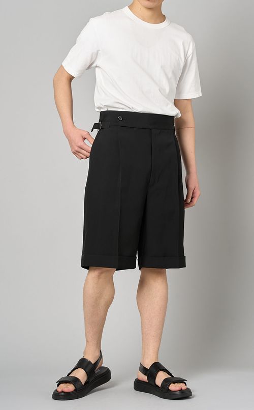 サイドベルトショートパンツ