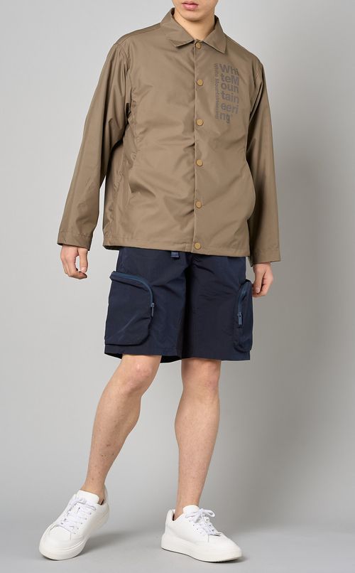 カーゴショーツ