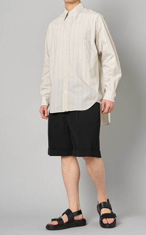 サイドベルトショートパンツ