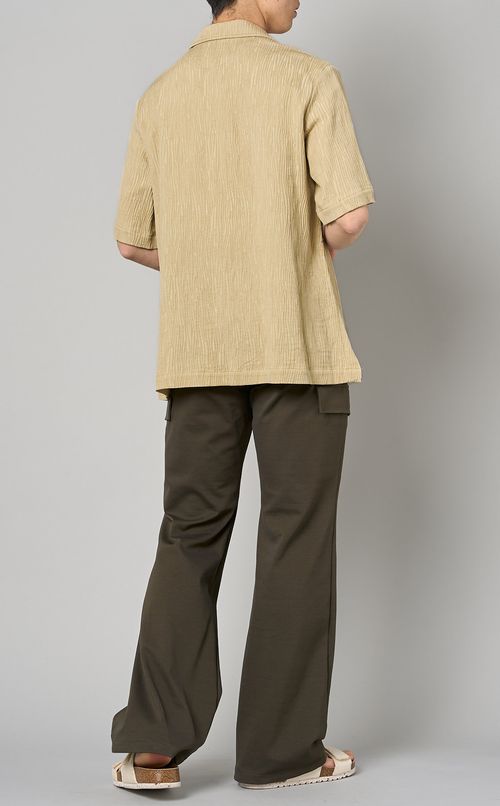 オープンカラーシャツ