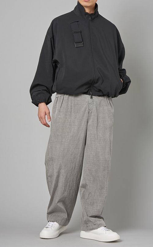 バッグ付ブルゾン