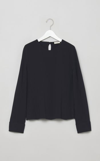 クルーネックコンパクトブラウス