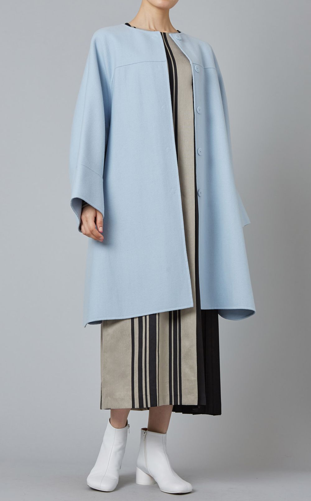 ウール混ノーカラーコート