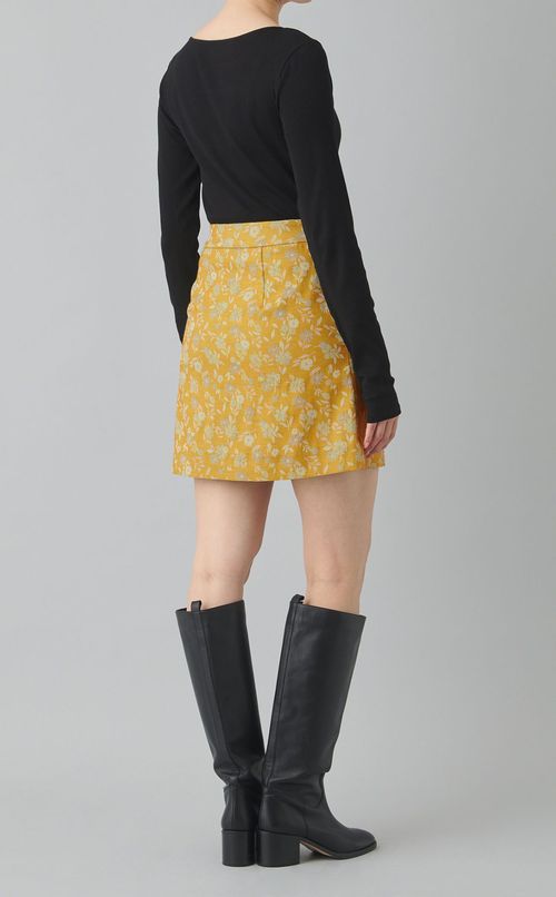 フラワージャガード台形スカート