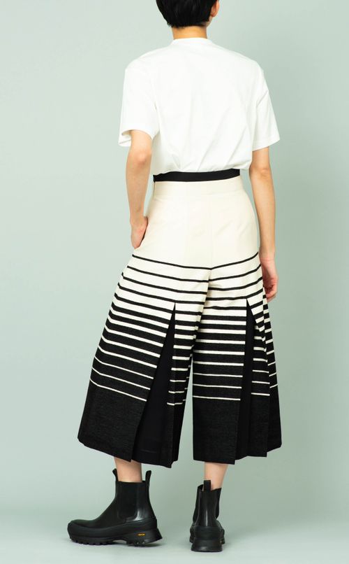 ボックスプリーツボーダーパンツ