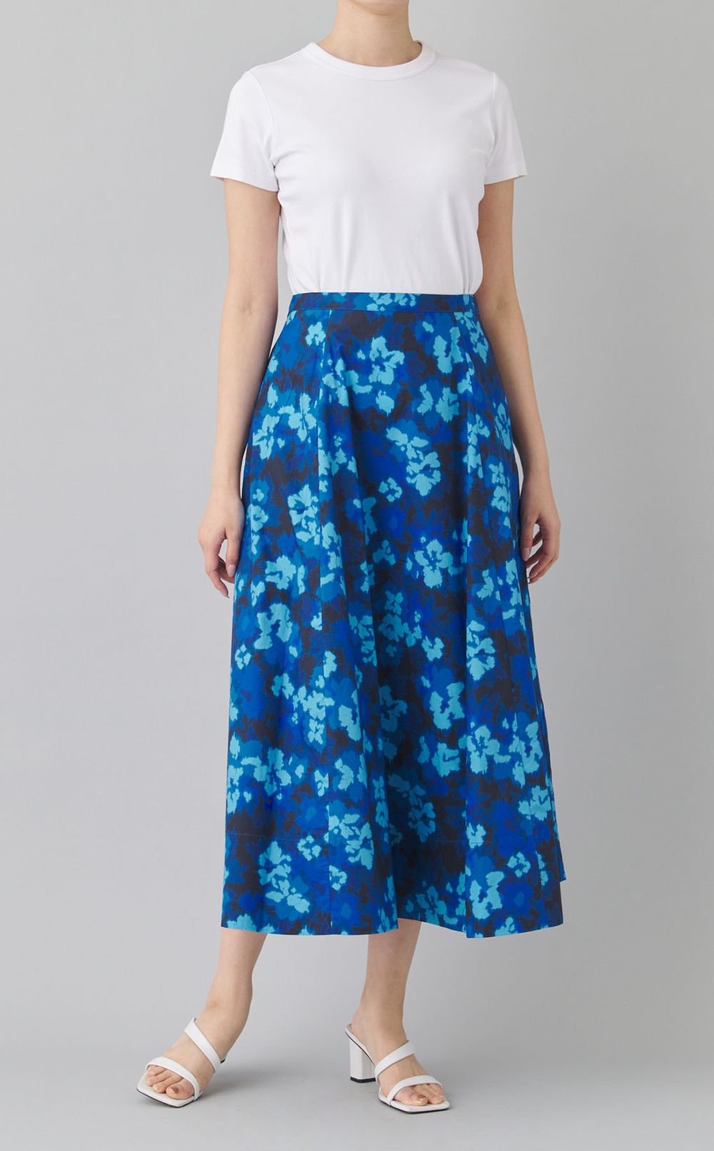 フラワープリントティアードスカー卜