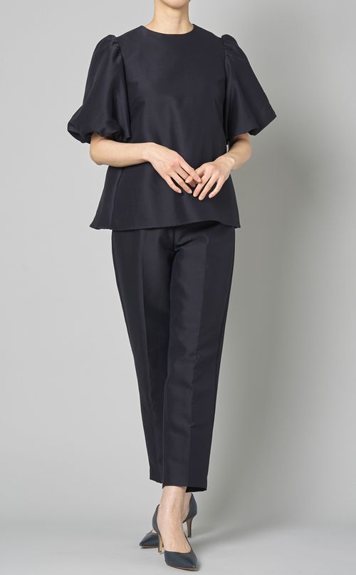 ギャザースリーブプルオーバーブラウス