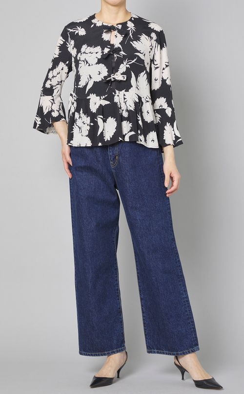 フラワープリントフロントリボンブラウス