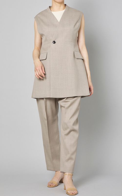 ウールツイルバックスリットジレ