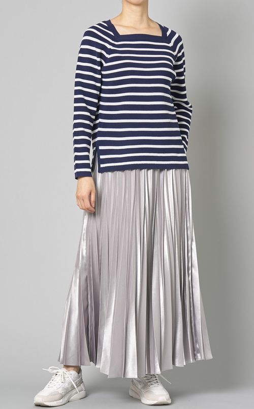 スクエアネックボーダーニット