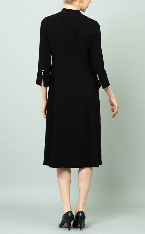 ネックパールワンピース