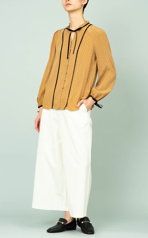 ポルカドットリボンブラウス