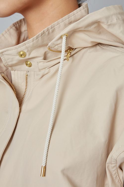 フーディジップアップブルゾン