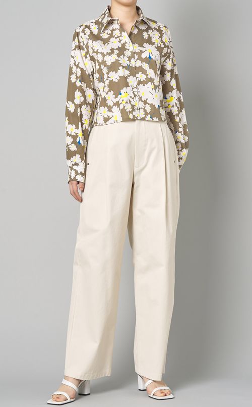 コットンフラワープリン卜クロップシャツ