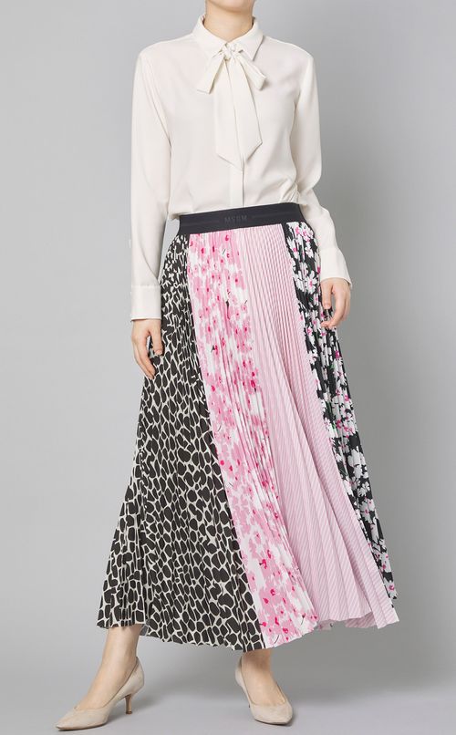 フラワージラフプリントプリーツスカート
