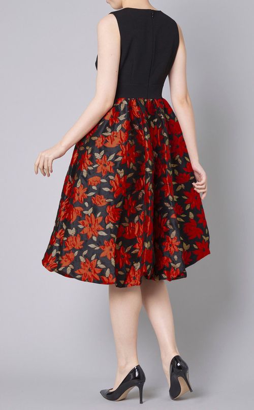 フラワーブロケードフレアワンピース