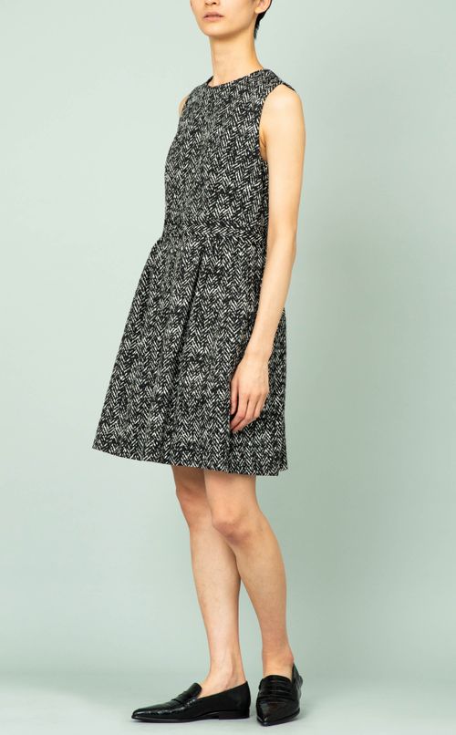 ヘリンボーンノースリーブミニワンピース