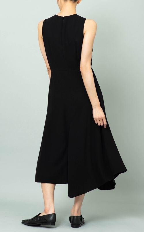 アシンメトリーノースリーブワンピース