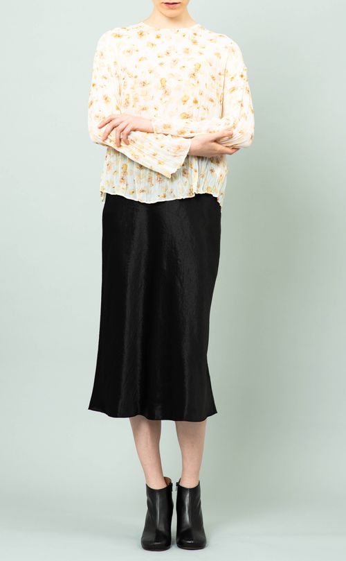 フラワープリントブラウス