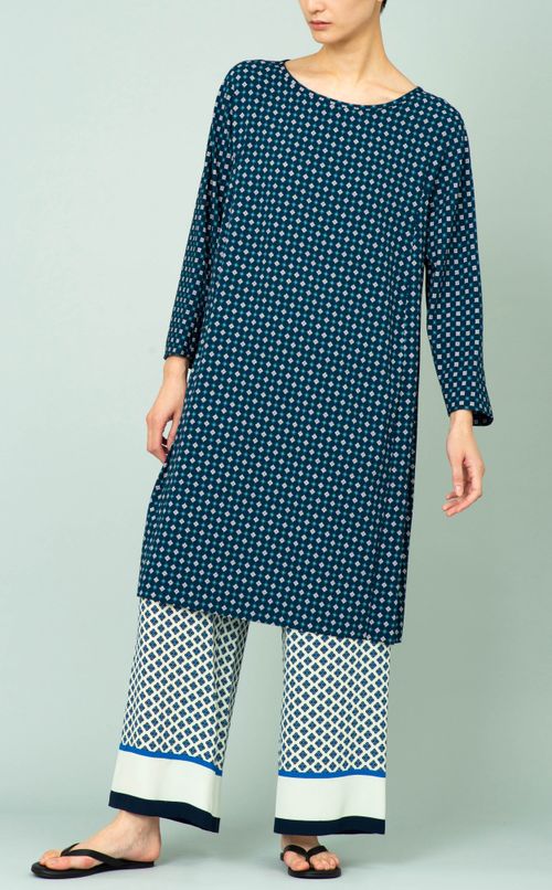 プリントワンピース