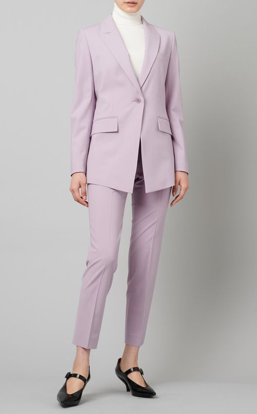 スリムフィットテーパードパンツ