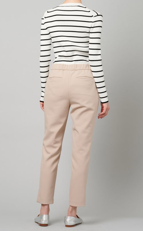 クロップドスリムテーパードパンツ