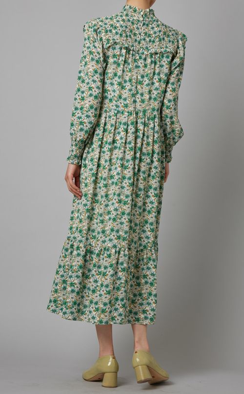 フラワープリントシャーリングワンピース