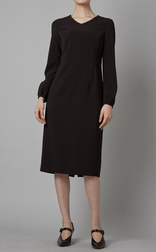 刺繍襟付ひざ丈ワンピース