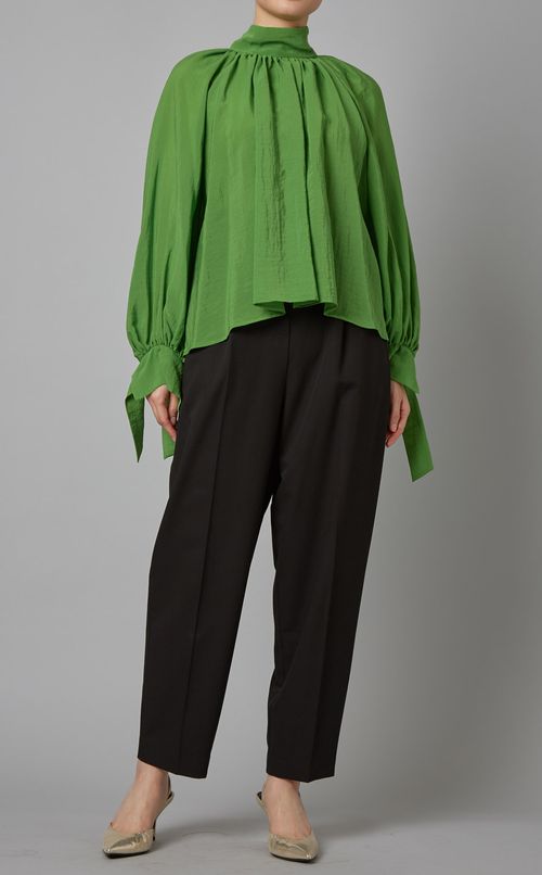 ボリュームシアーブラウス