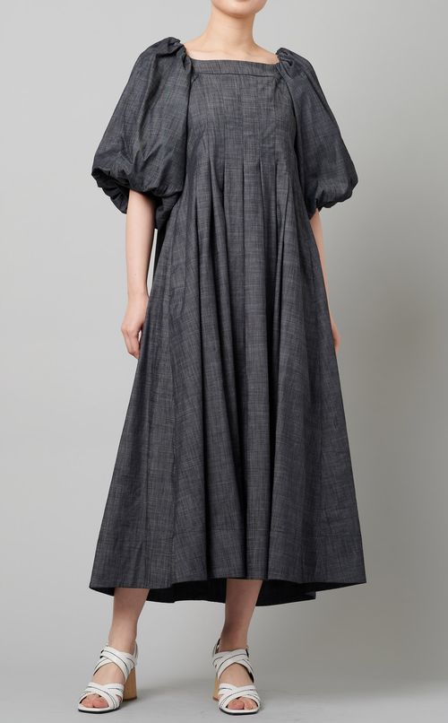 ボリュームスリーブワンピース