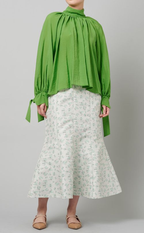 ボリュームシアーブラウス