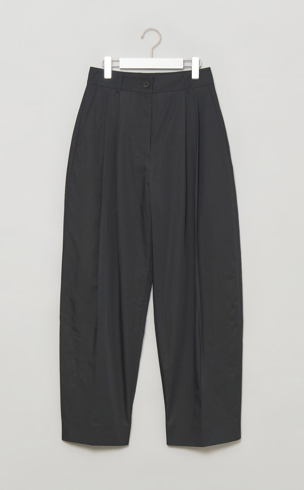 ダブルプリーツタックパンツ