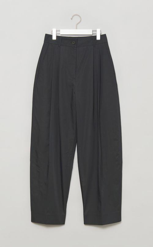 ダブルプリーツタックパンツ