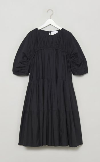 Inesギャザーワンピース