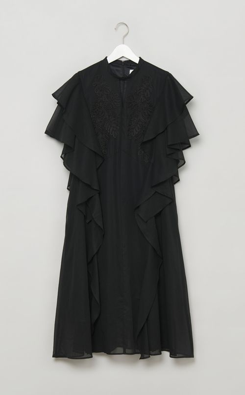 エンブロイダリーラッフルワンピース