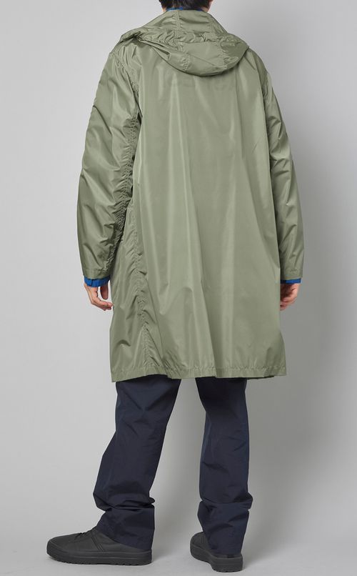 ライトナイロンスノーパーカー