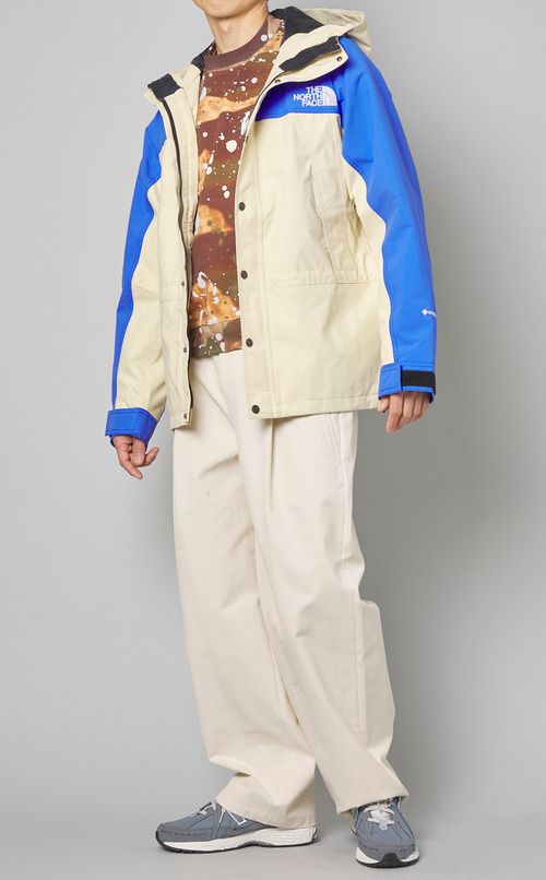 マウンテンライトジャケット