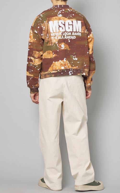 カモフラージュバックロゴスウェット