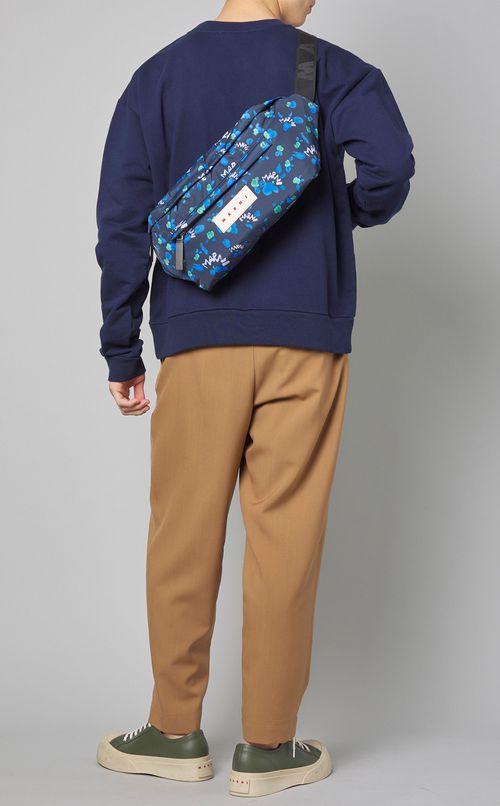 プリントクロスボディバッグ