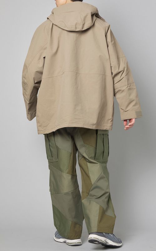 ゴアテックスコンピレーションジャケット