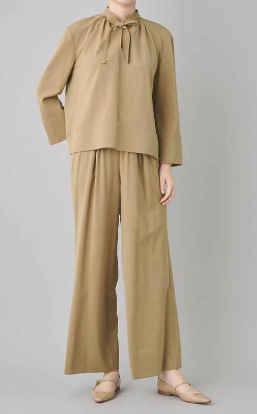 ストレッチイージーワイドパンツ