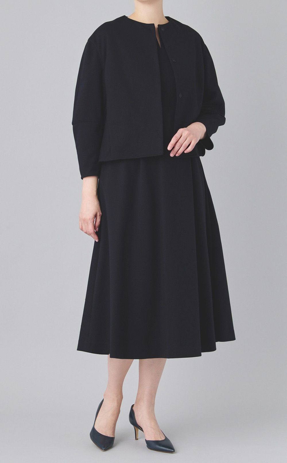 アムンゼンフィットフレアワンピース