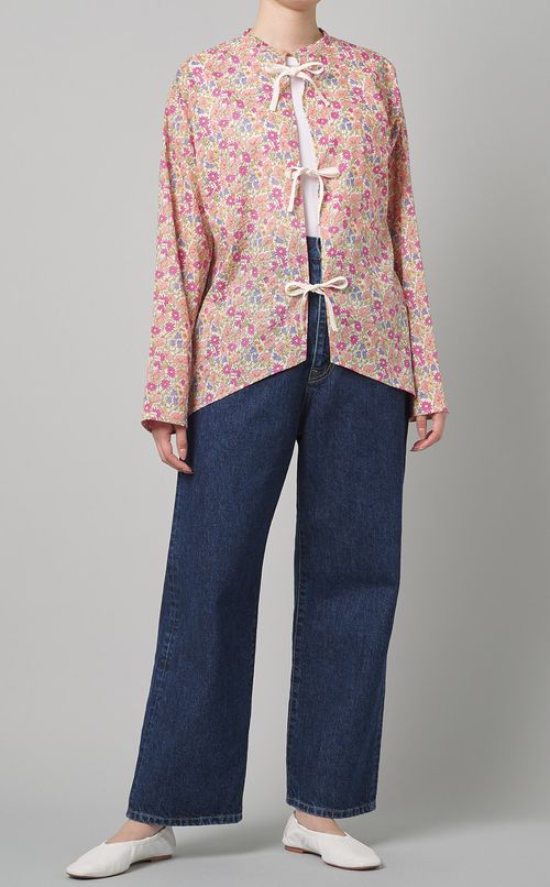 ハイライズストレートデニムパンツ