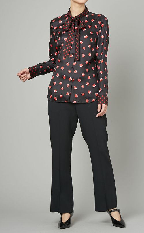 ハートプリントボウタイブラウス