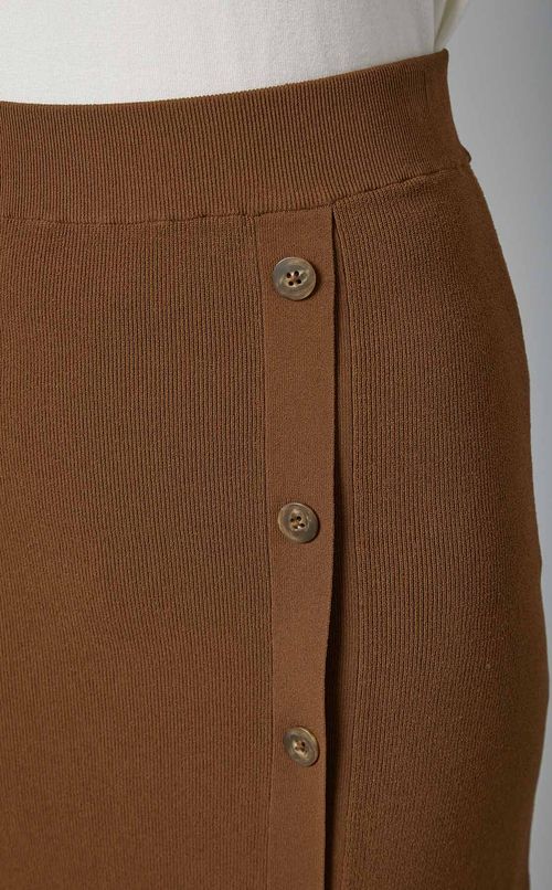 フロントフラップIラインスカート