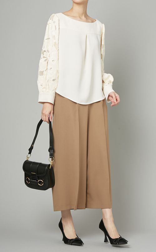 ギュピールレースボートネックブラウス