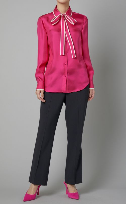 リボンタイロングスリーブブラウス