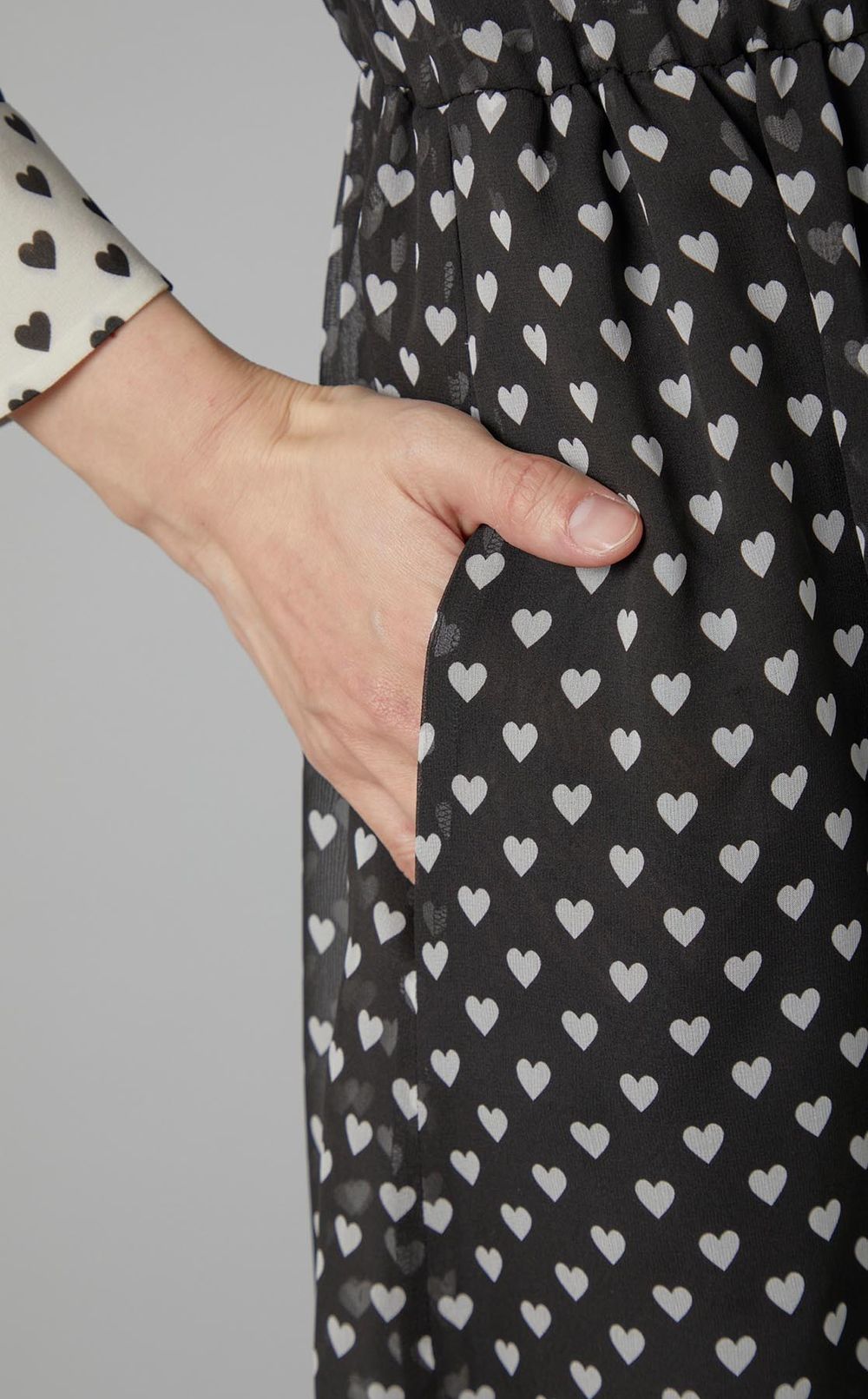 ハー卜プリントボウタイバイカラードレス