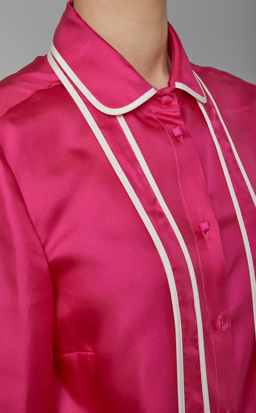 リボンタイロングスリーブブラウス