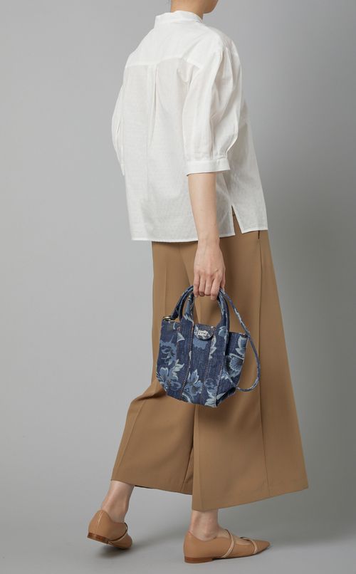 エンブロイダリープルオーバーブラウス